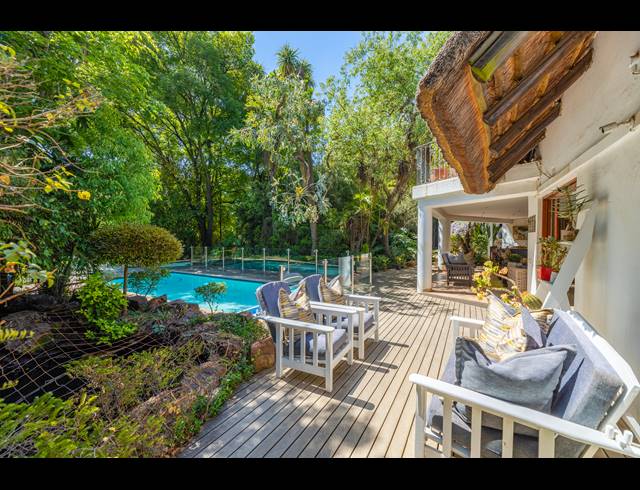 7 BEDROOM HOUSE FOR SALE IN BRYANSTON